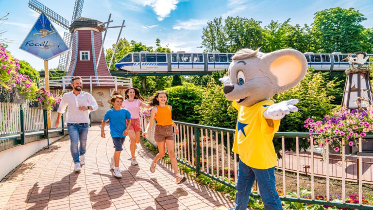 Europa Park Holland Luxemburg Eingang Food Loop 768x432