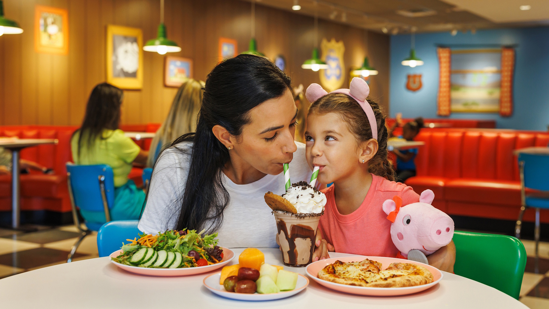 Peppa Pig Theme Park Florida - Food and Drink