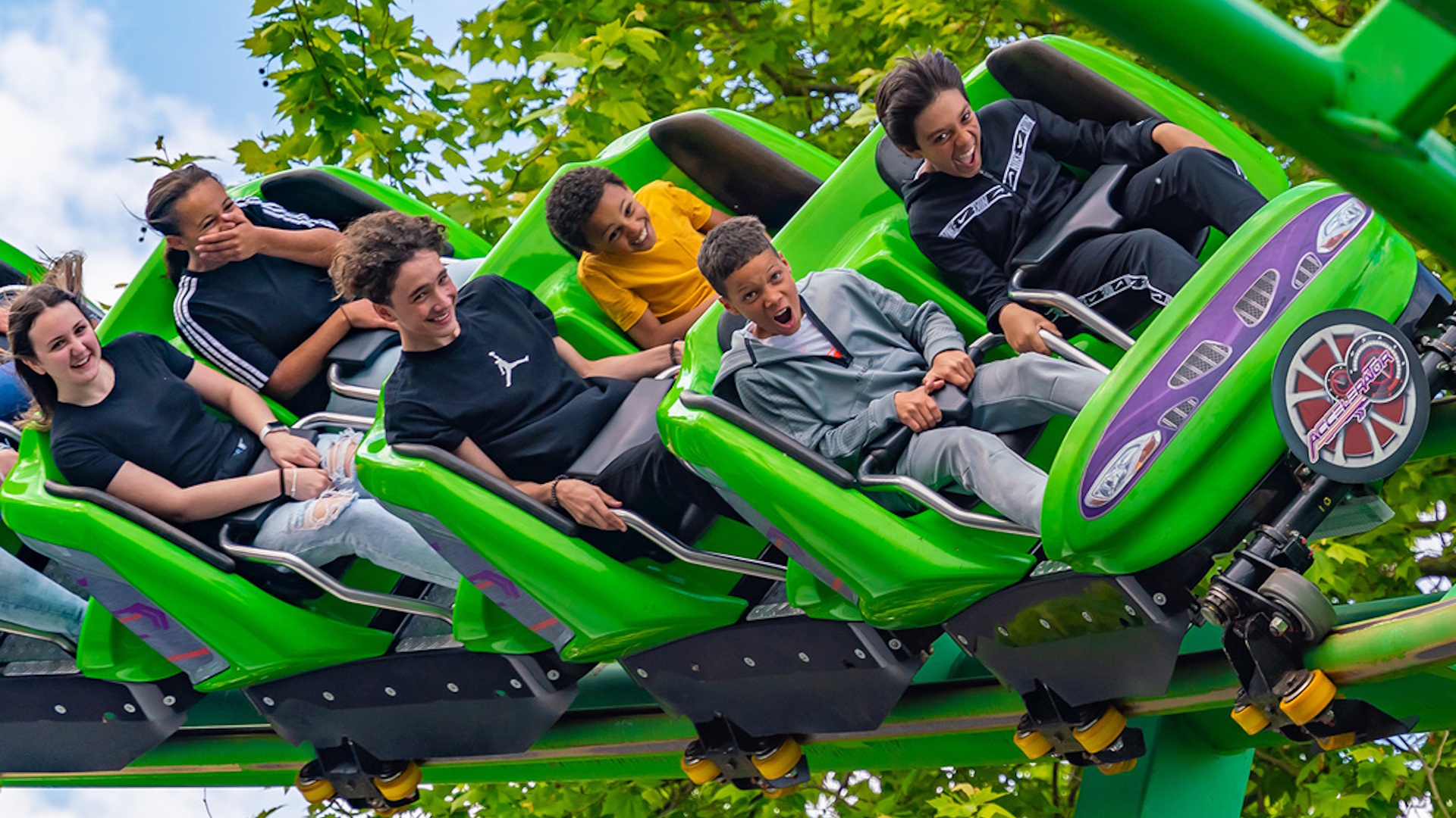 Drayton Manor - Accelerator